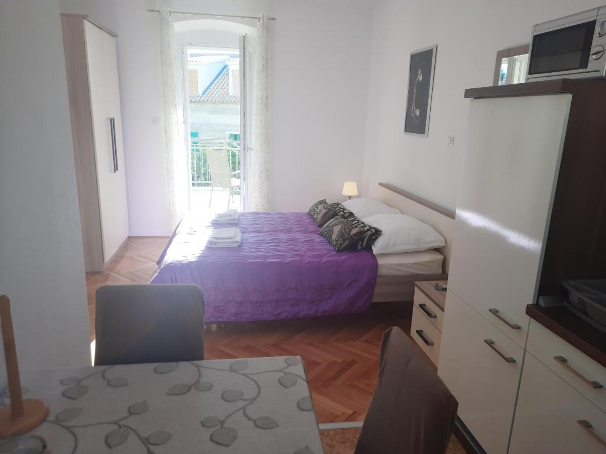 Apartments Villa Beba Комижа Екстер'єр фото
